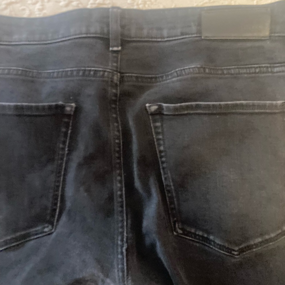 Men’s black casual jeans slim fit good condition